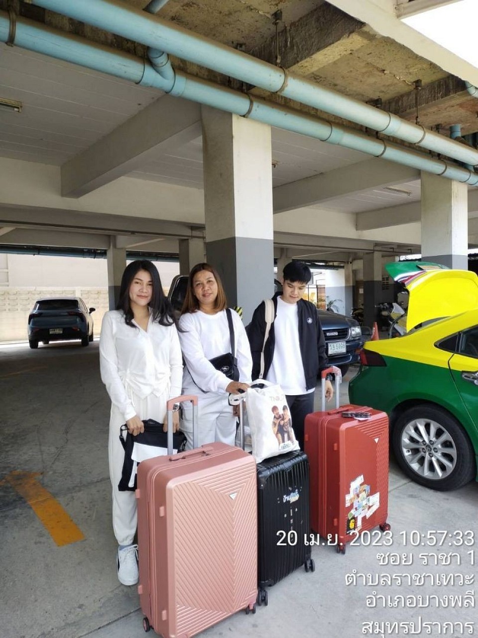 รับลูกค้าจากโคราชไปสนามบิน